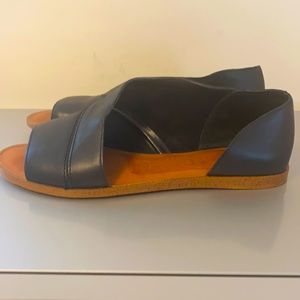 1.STATE leather flats black 7.5